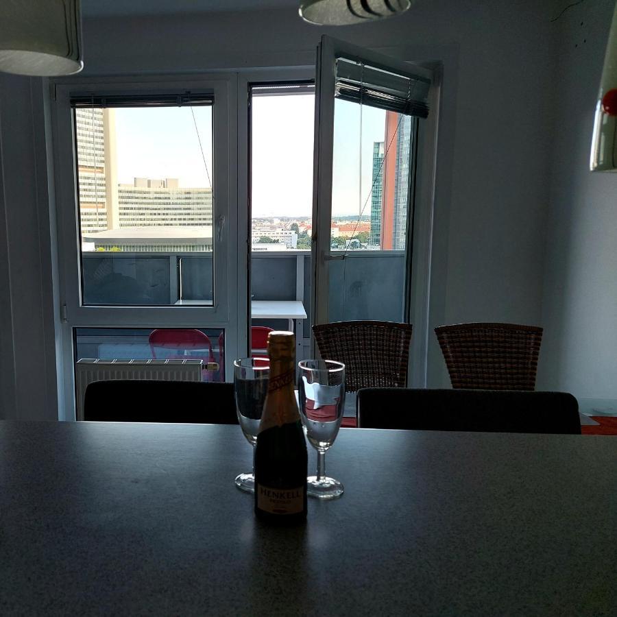Tower Apartment With Private Terrace Next To Uno Wiedeń Zewnętrze zdjęcie