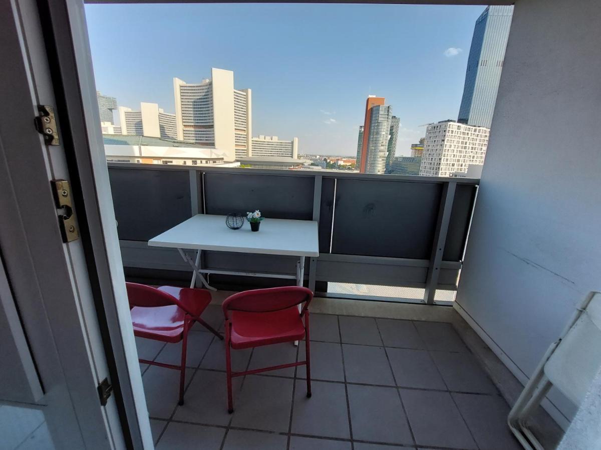 Tower Apartment With Private Terrace Next To Uno Wiedeń Zewnętrze zdjęcie